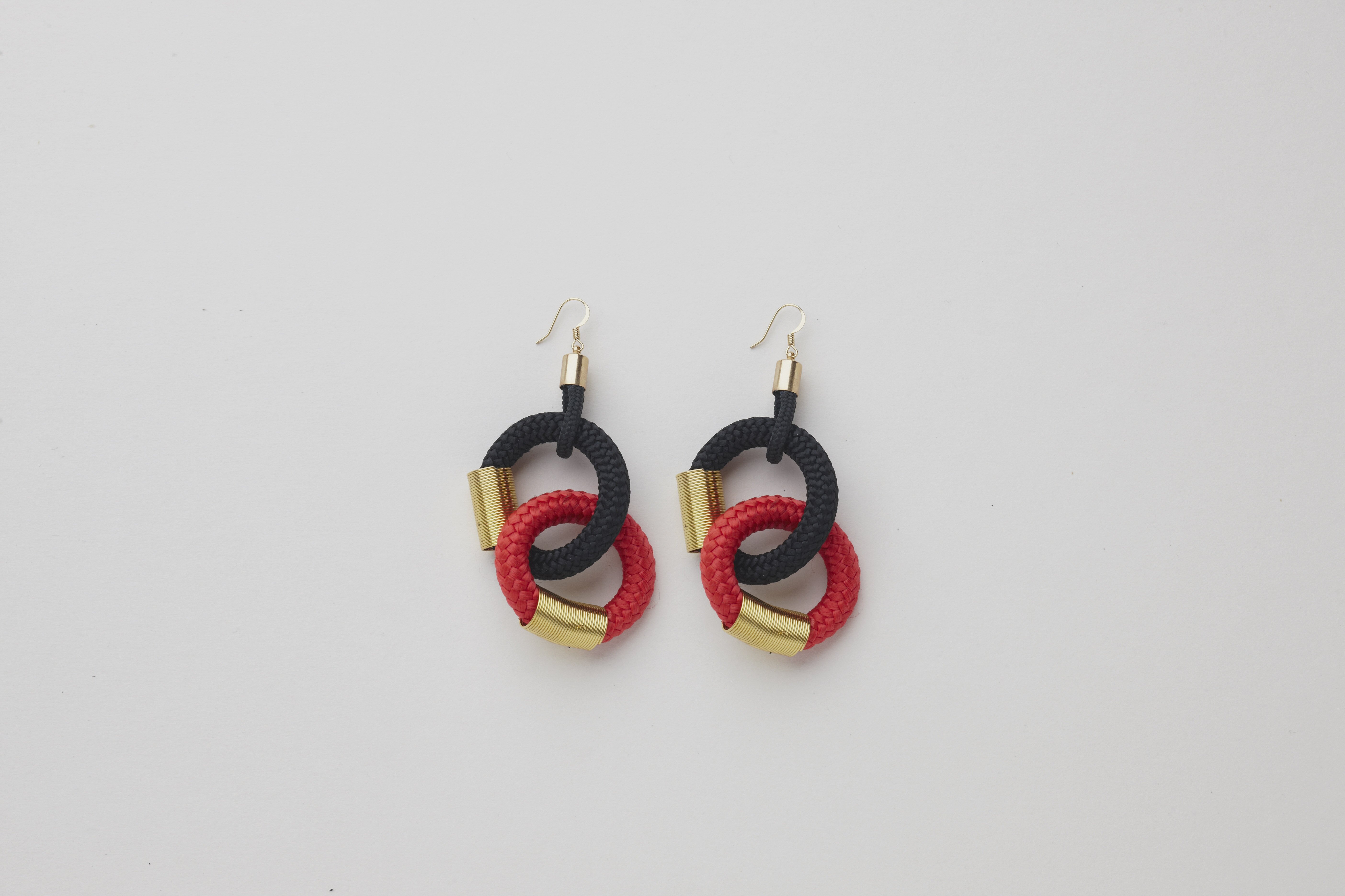 AK+JPxP_Double Hoop Earrings- Red